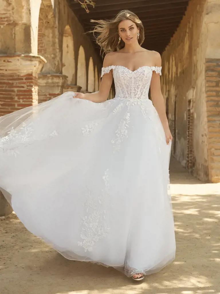 Romantic Wedding Dresses That Inspired by Valentine’s Day Image