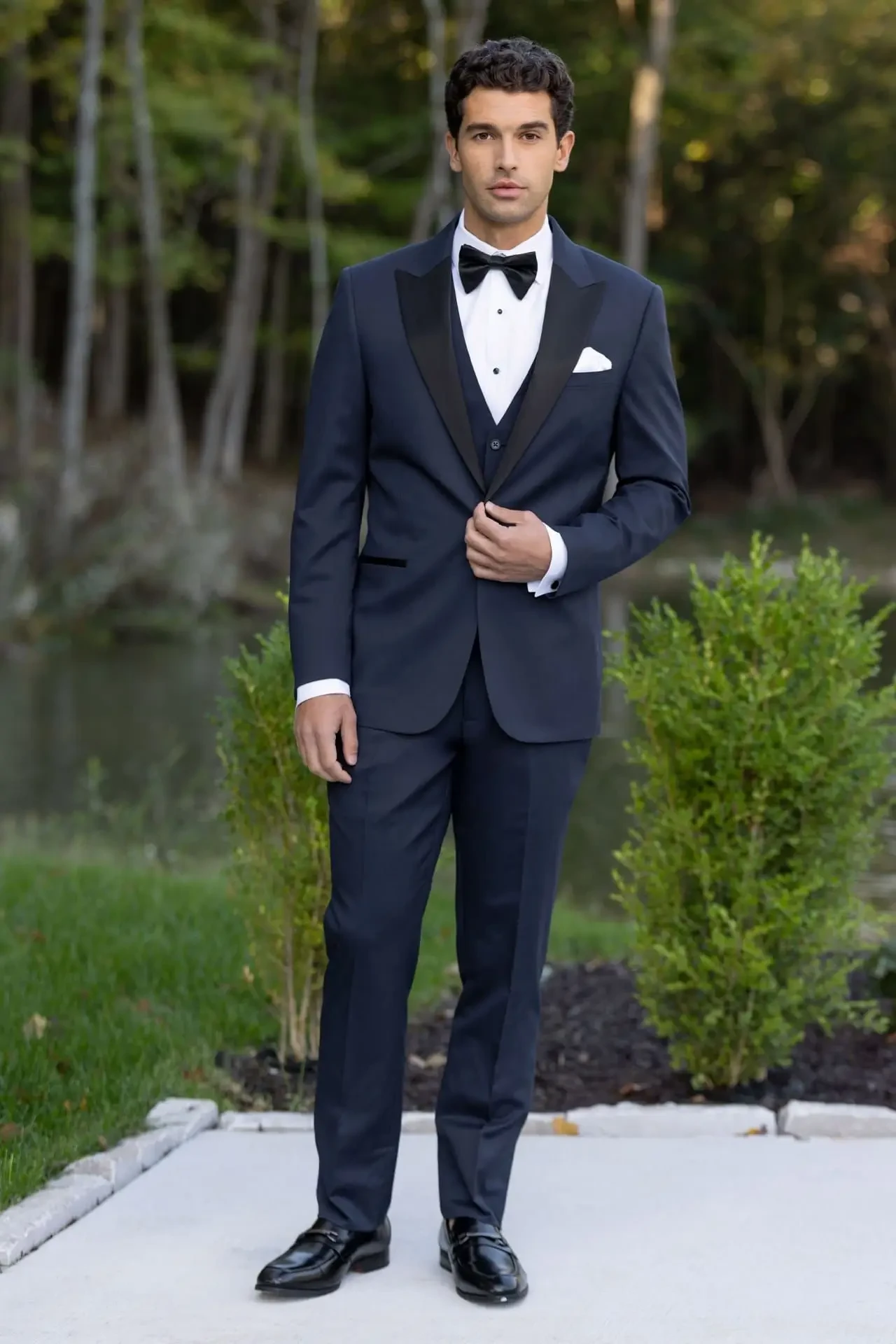 Modern Tuxedo Styles Every Groom Should Know Image