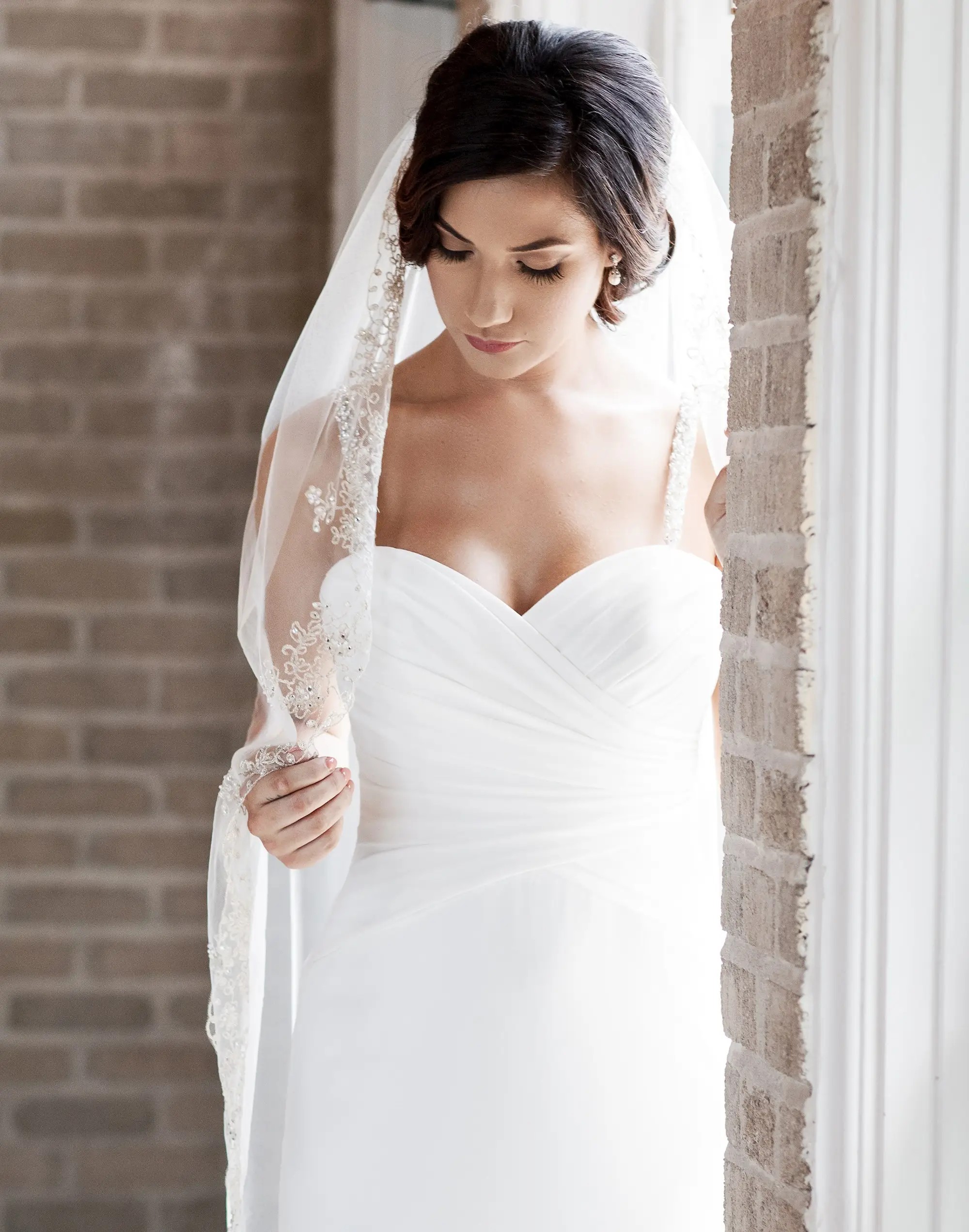 Accessorizing Your Wedding Dress: A Complete Guide Image
