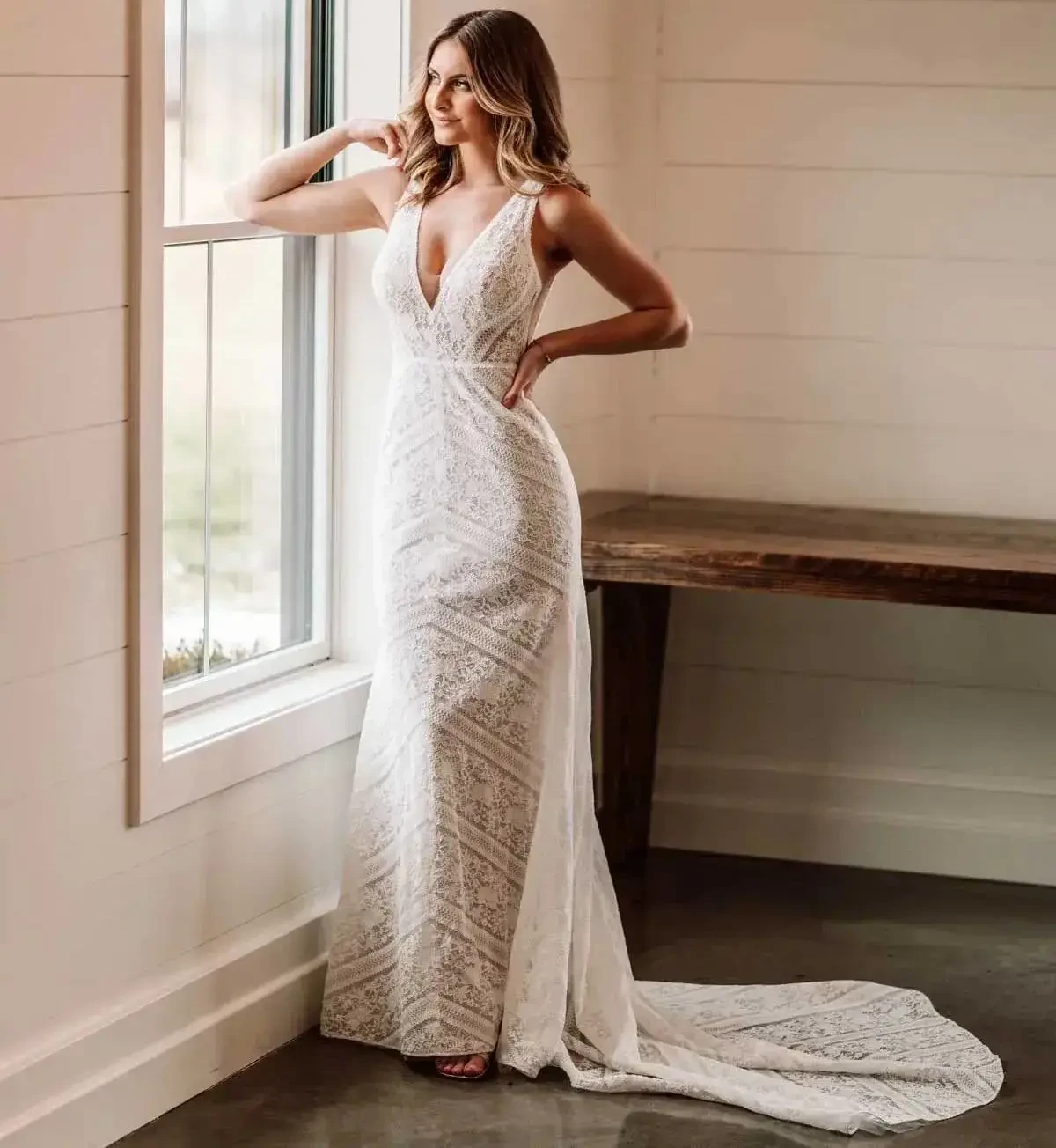 Vintage-Inspired Winter Wedding Dresses for a Classic Look Image