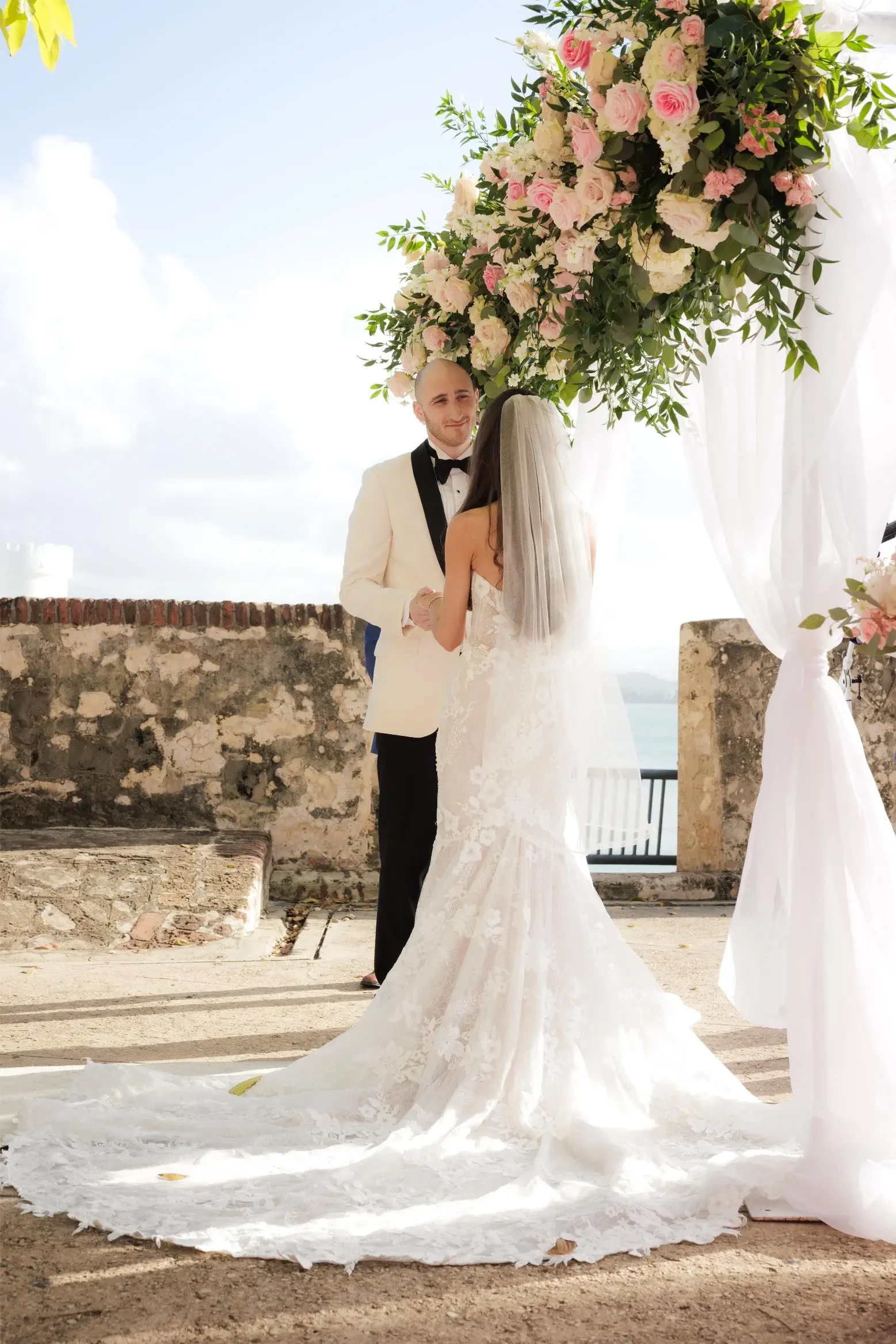 Bride of The Week - Victoria &amp; Leor. Mobile Image