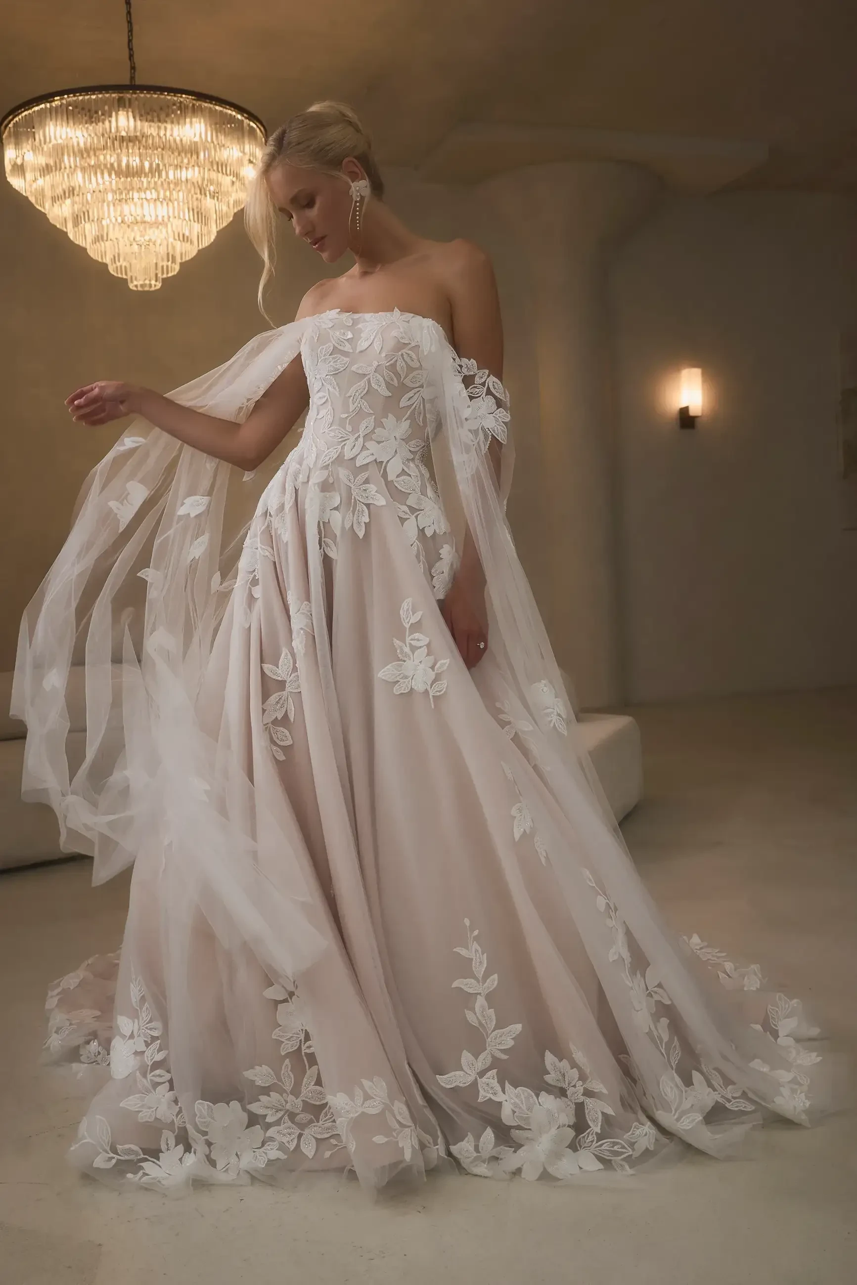 Casablanca Bridal Trunk Show Main Image
