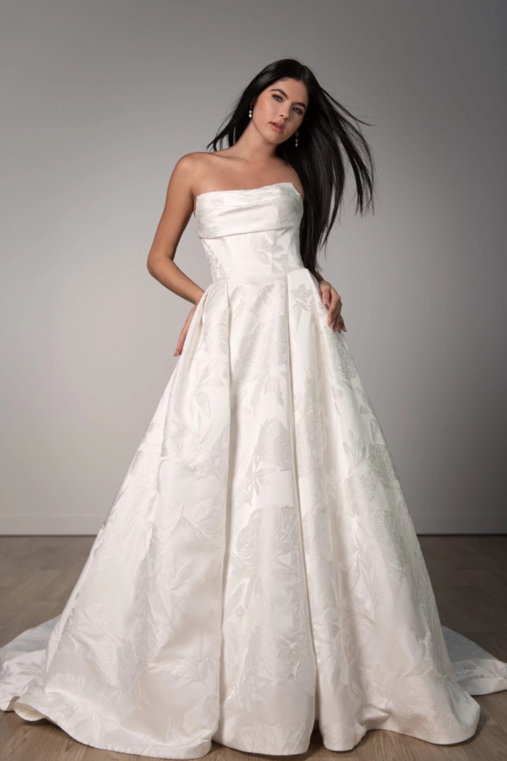 Stella York Style #8084 Default Image